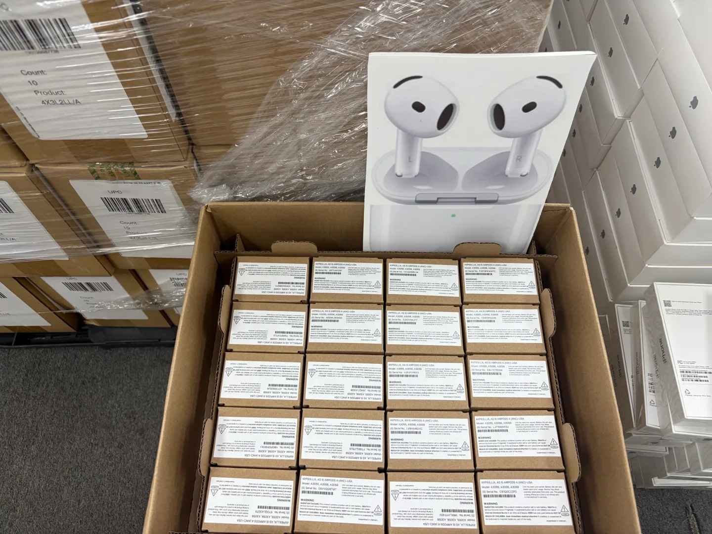 AirPods 4 (anc) P93/P63 - LiuDao AirPods stock photo 1