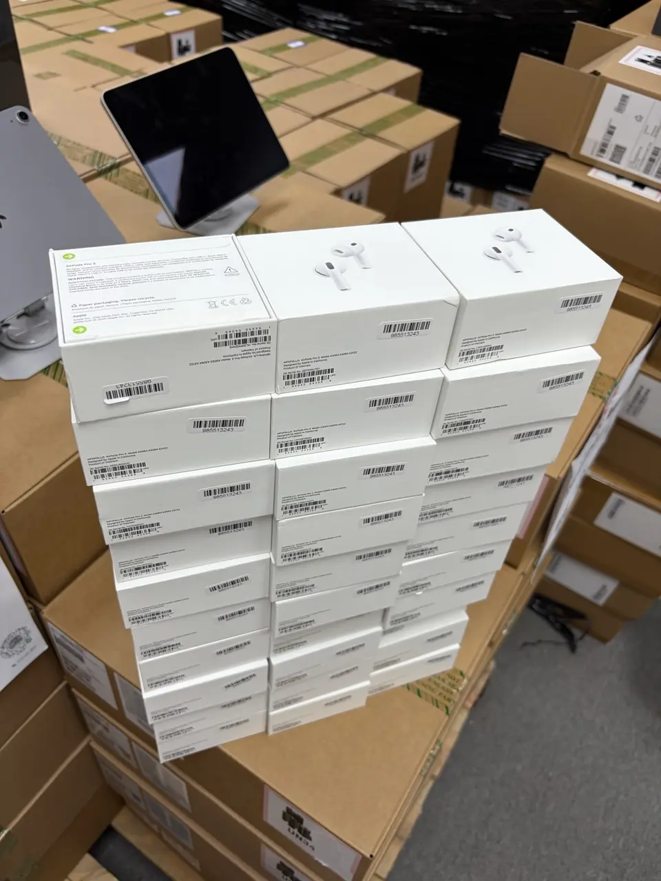 AirPods pro3 hp4 - LiuDao AirPods stock photo 1