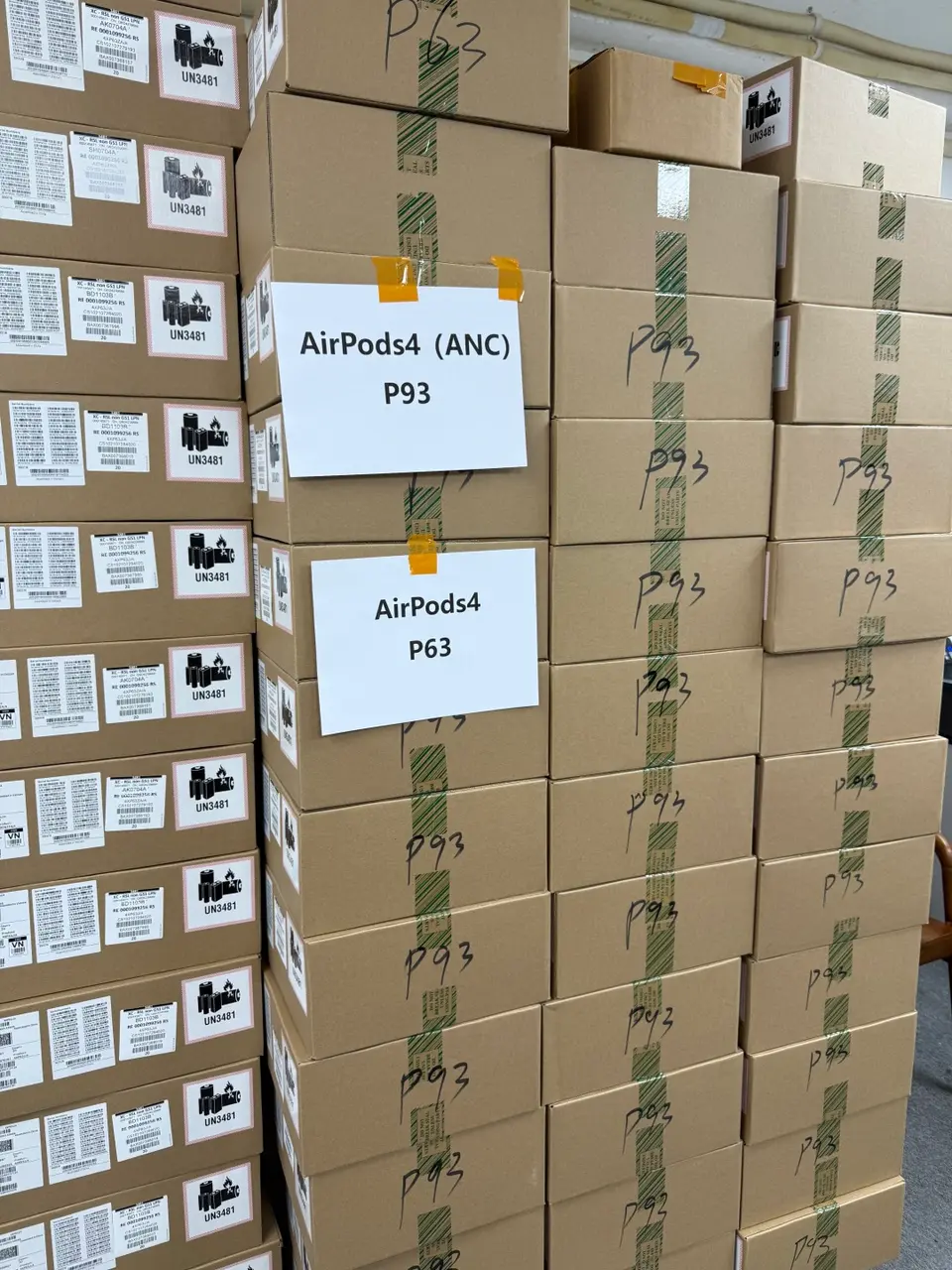 Airpods4（ANC） - LiuDao AirPods stock photo 1