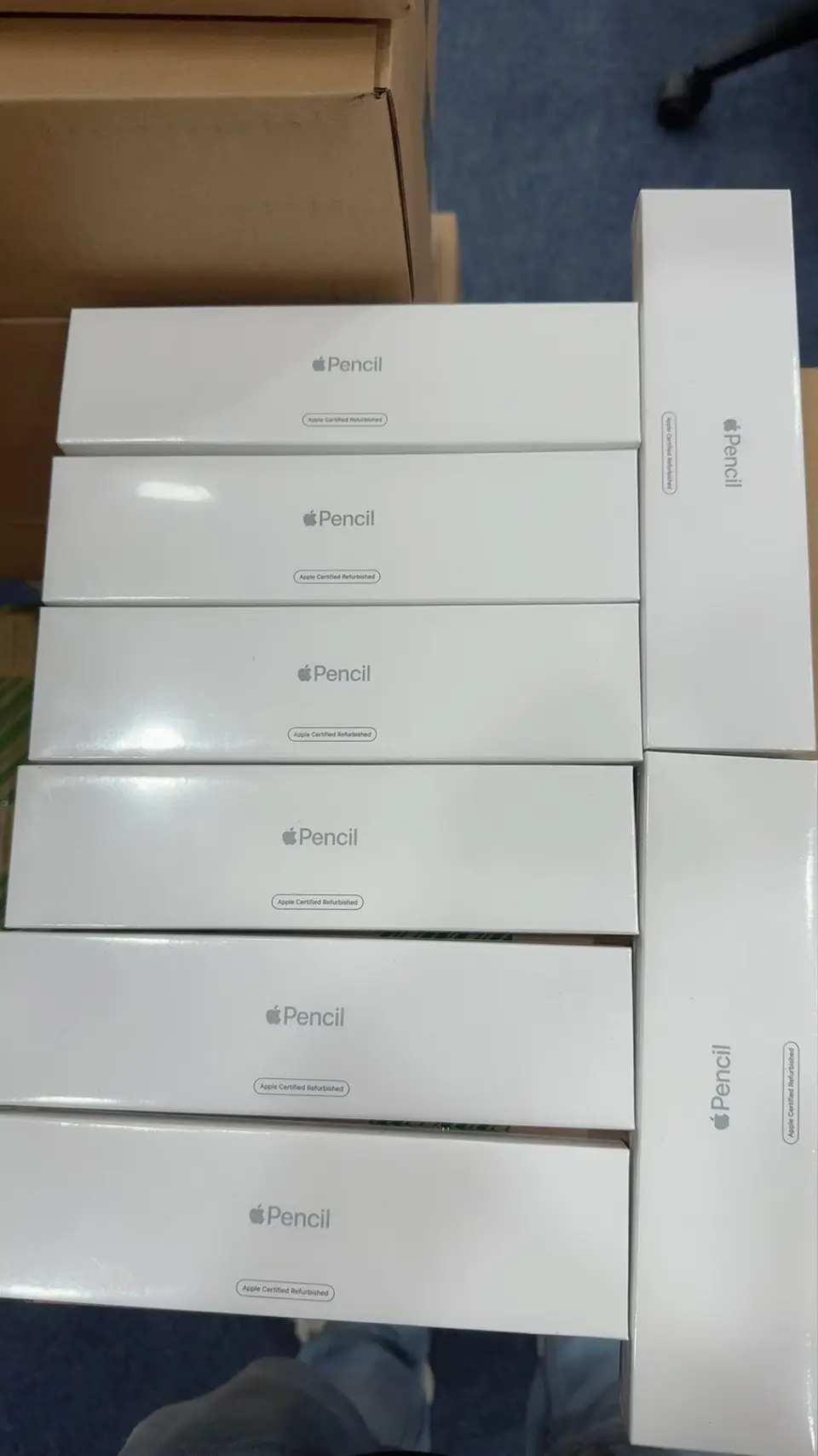 ✏️Apple Pencil 2, Hong Kong version, CPO (Certified Pre-Owned) tablet stylus - LiuDao Apple Pencil stock photo 1