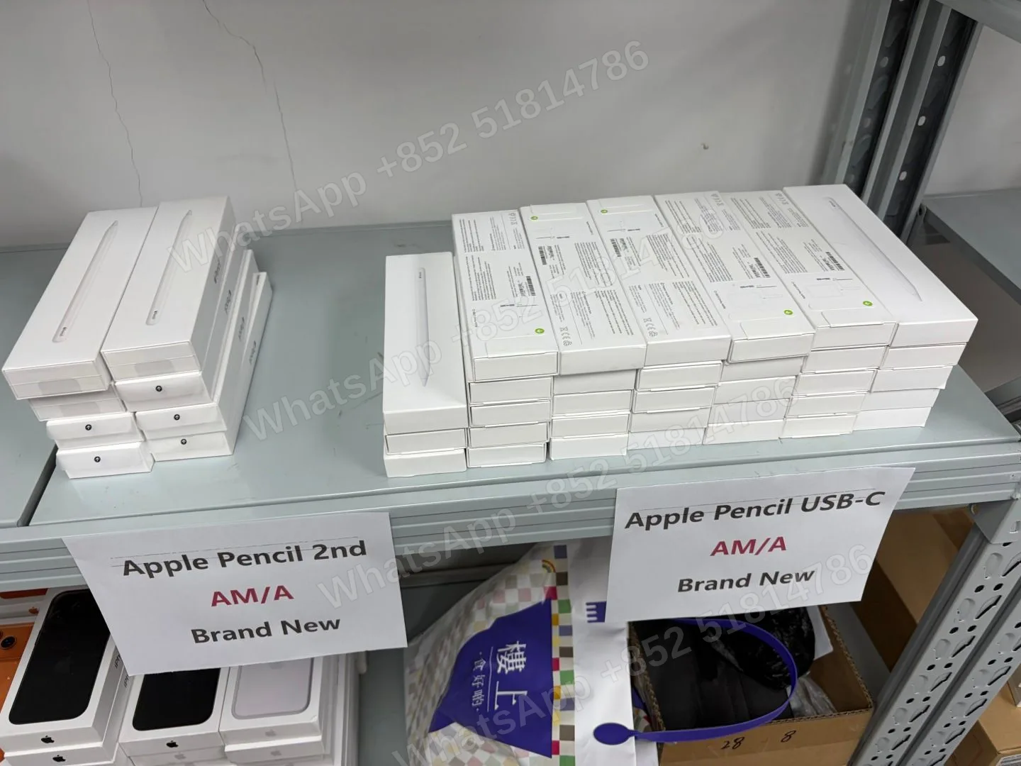 Apple pencil 2/USB-C/pro - LiuDao Apple Pencil stock photo 1