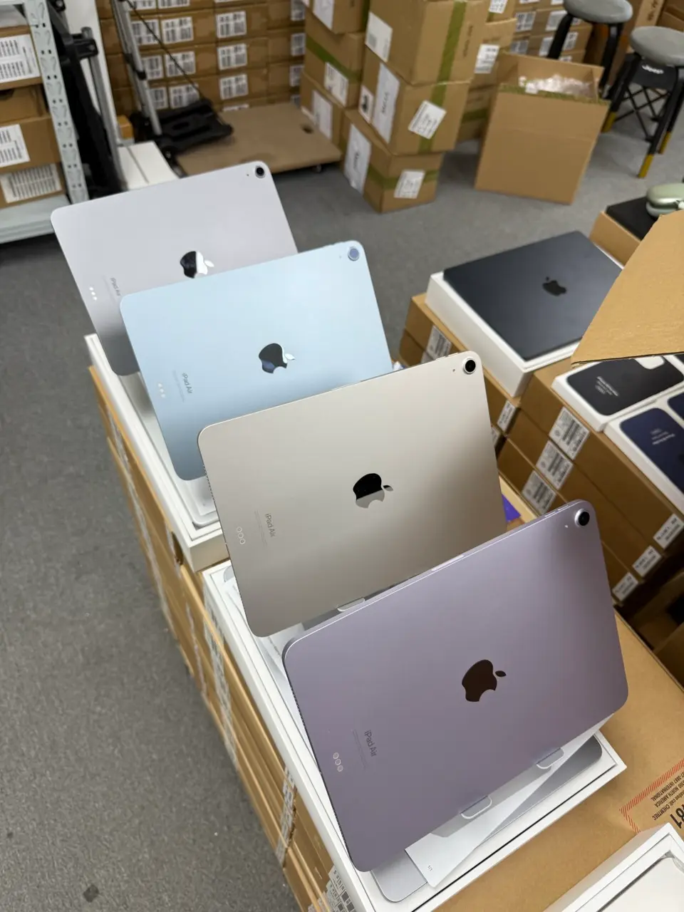 Asis-iPad Air6 2024 M2 WIFI 128/256 - LiuDao iPhone stock photo 1