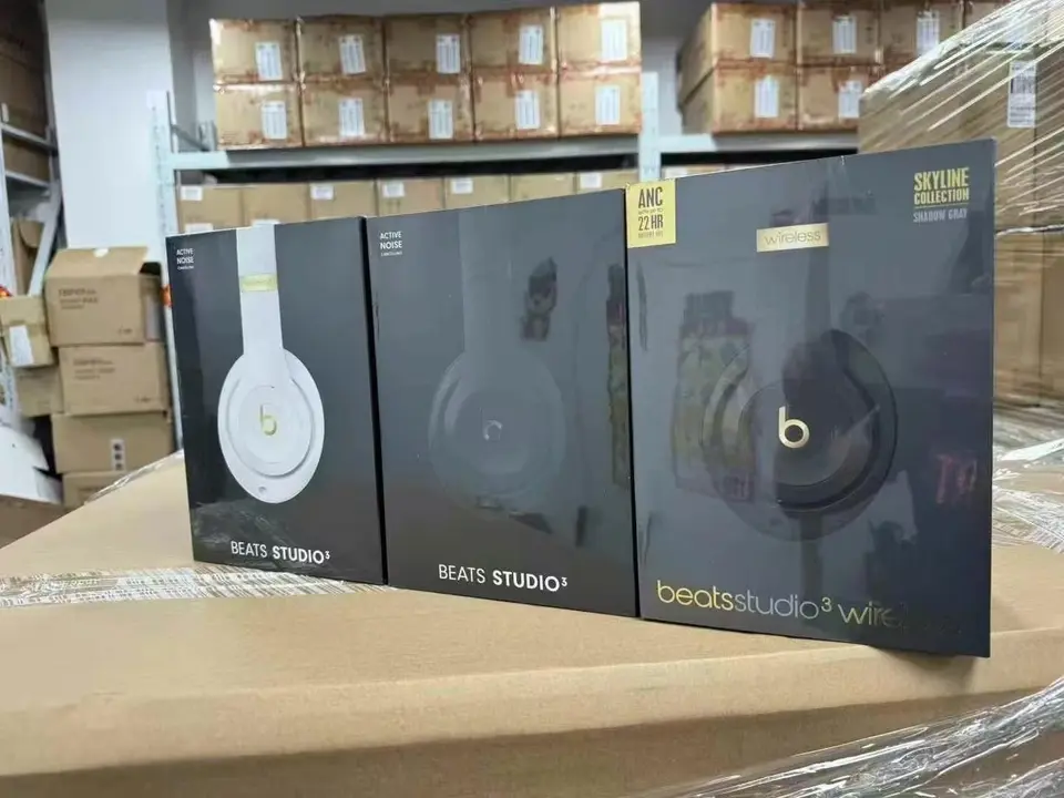 Beats Studio3 headphones - Brand new, factory-sealed, unopened, and comes with an official one-year warranty including - LiuDao stock stock photo 1