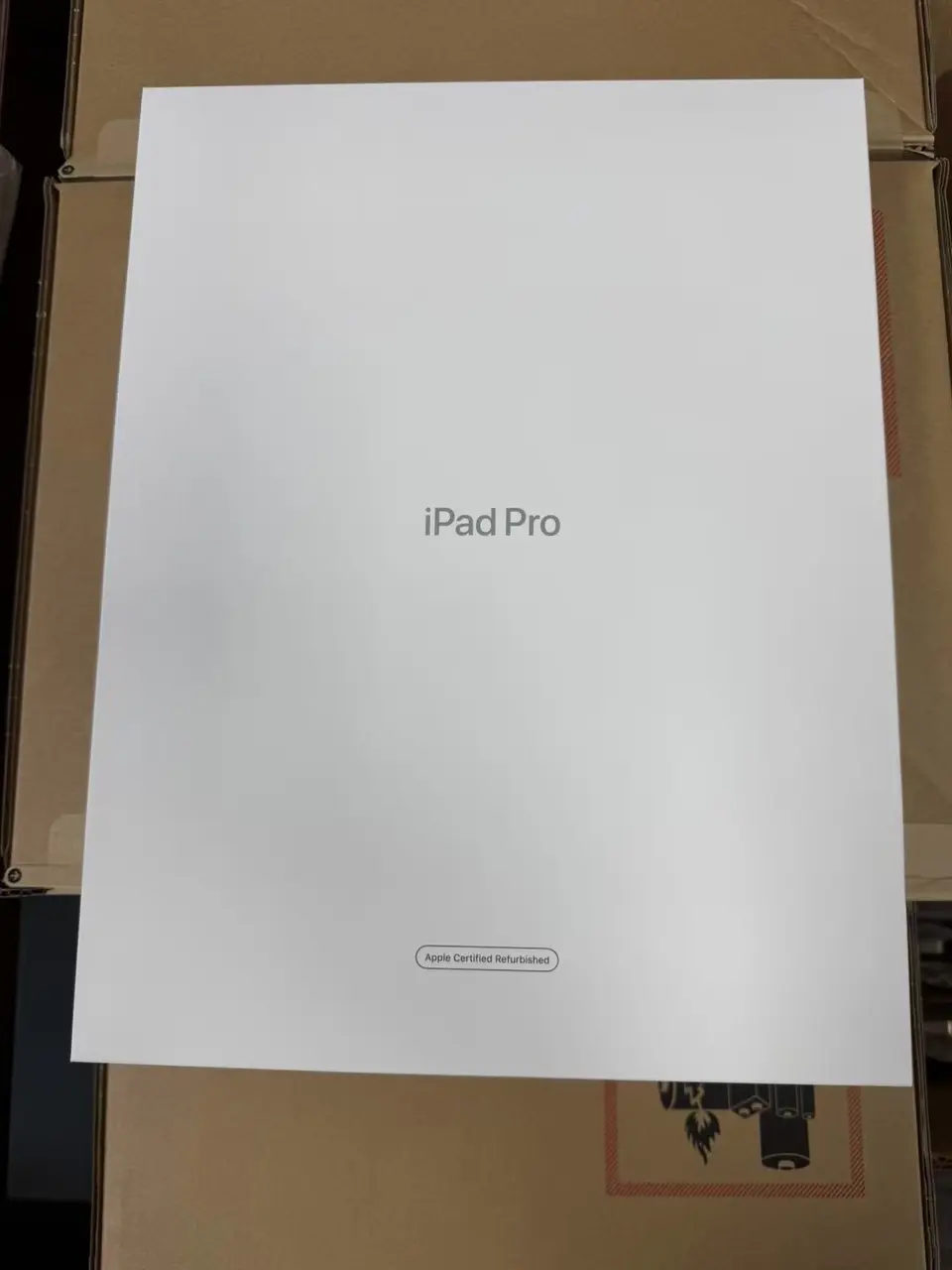 CPO/Asis 2022 M2 ipadpro Gen6 12.9 - LiuDao iPad stock photo 1