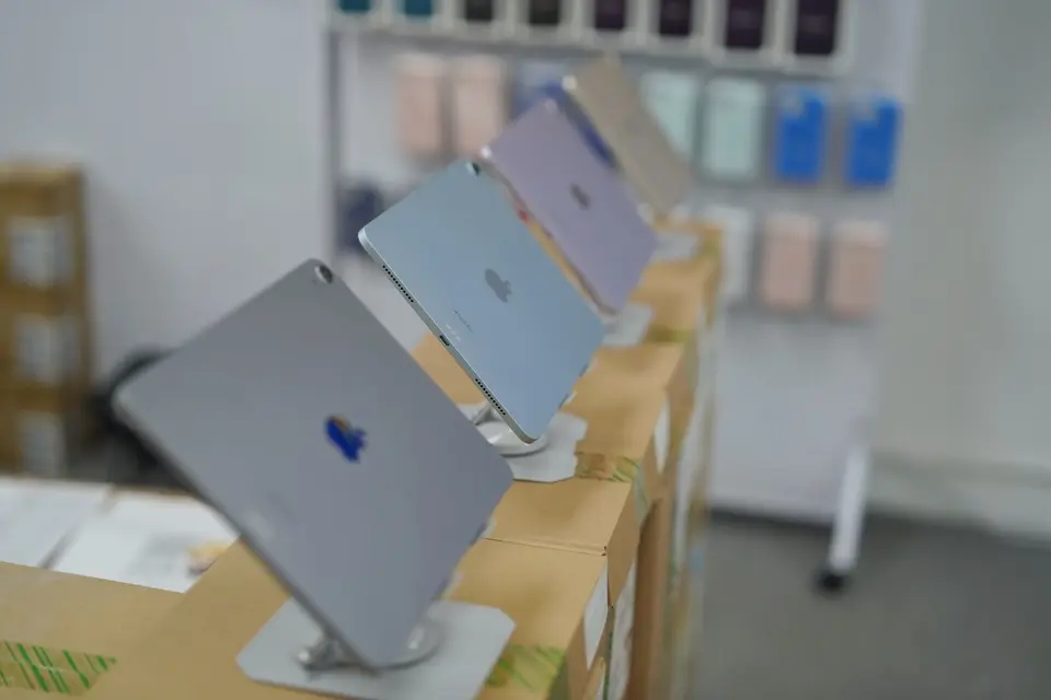 iPad AIR6 2024 M2 - LiuDao iPad stock photo 1