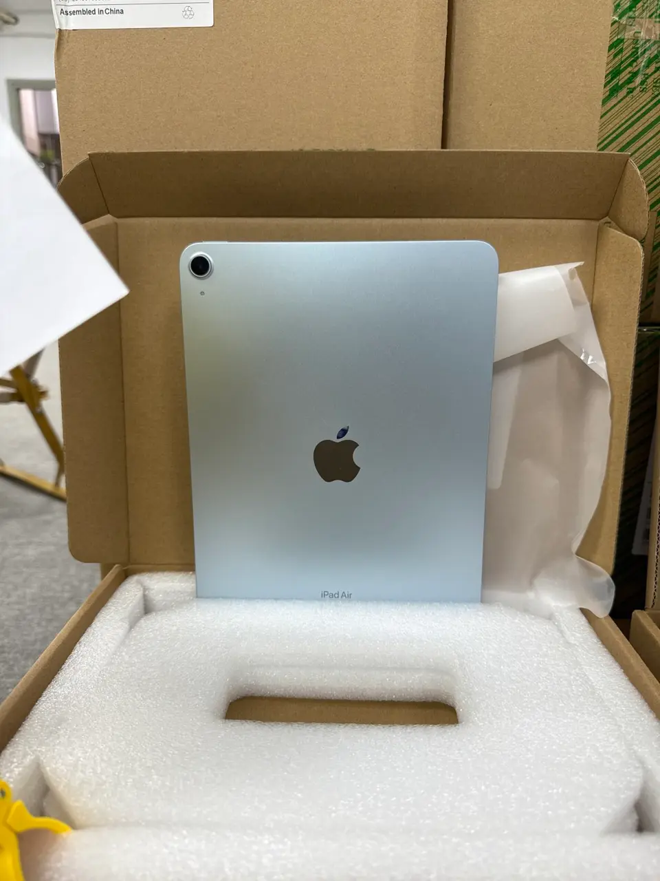 iPad Air6 第6代(11寸) WiFi（2024款）-256-蓝色 - LiuDao iPad stock photo 1