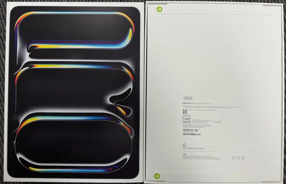 iPad-Brand new-iPad Pro 13-inch（2025）M5-Wi-Fi-A3360-LL-A-256GB-Not Activate - LiuDao iPad stock photo 1