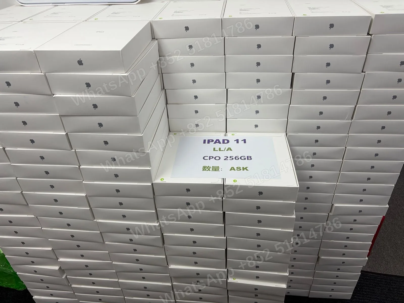 iPad11 CPO 128/256 LLA - LiuDao stock photo 1