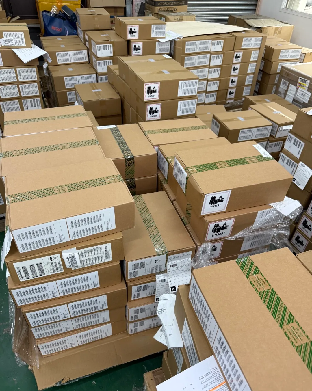 iPhone 15pm 16pro 16pm - LiuDao iPhone stock photo 1