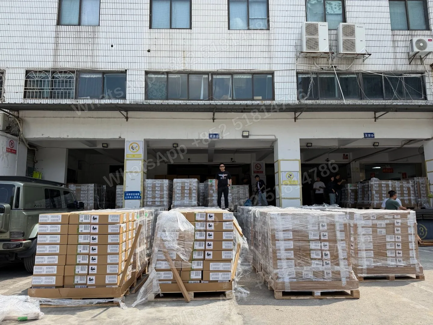 iPhone Air ASIS - LiuDao stock photo 9