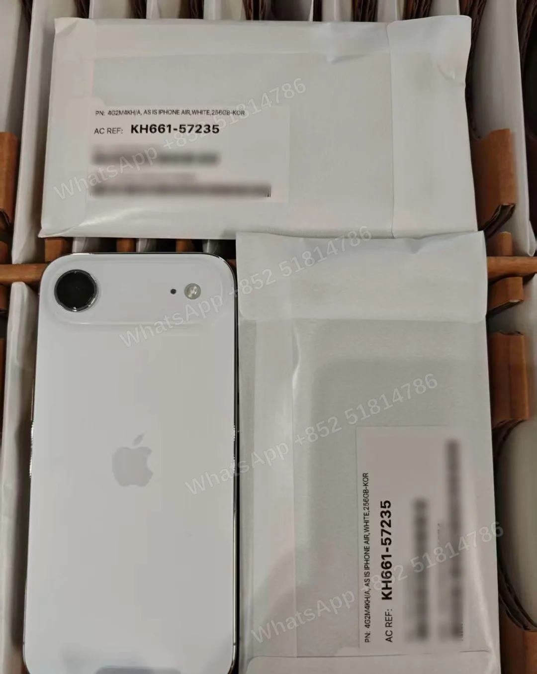 iPhone-Asis-iPhone Air-E-Sim-A3517-KH-A-256GB-Active - LiuDao stock photo 2