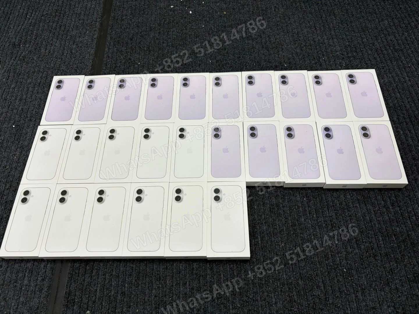 iPhone17 256 LL/A - LiuDao stock photo 1