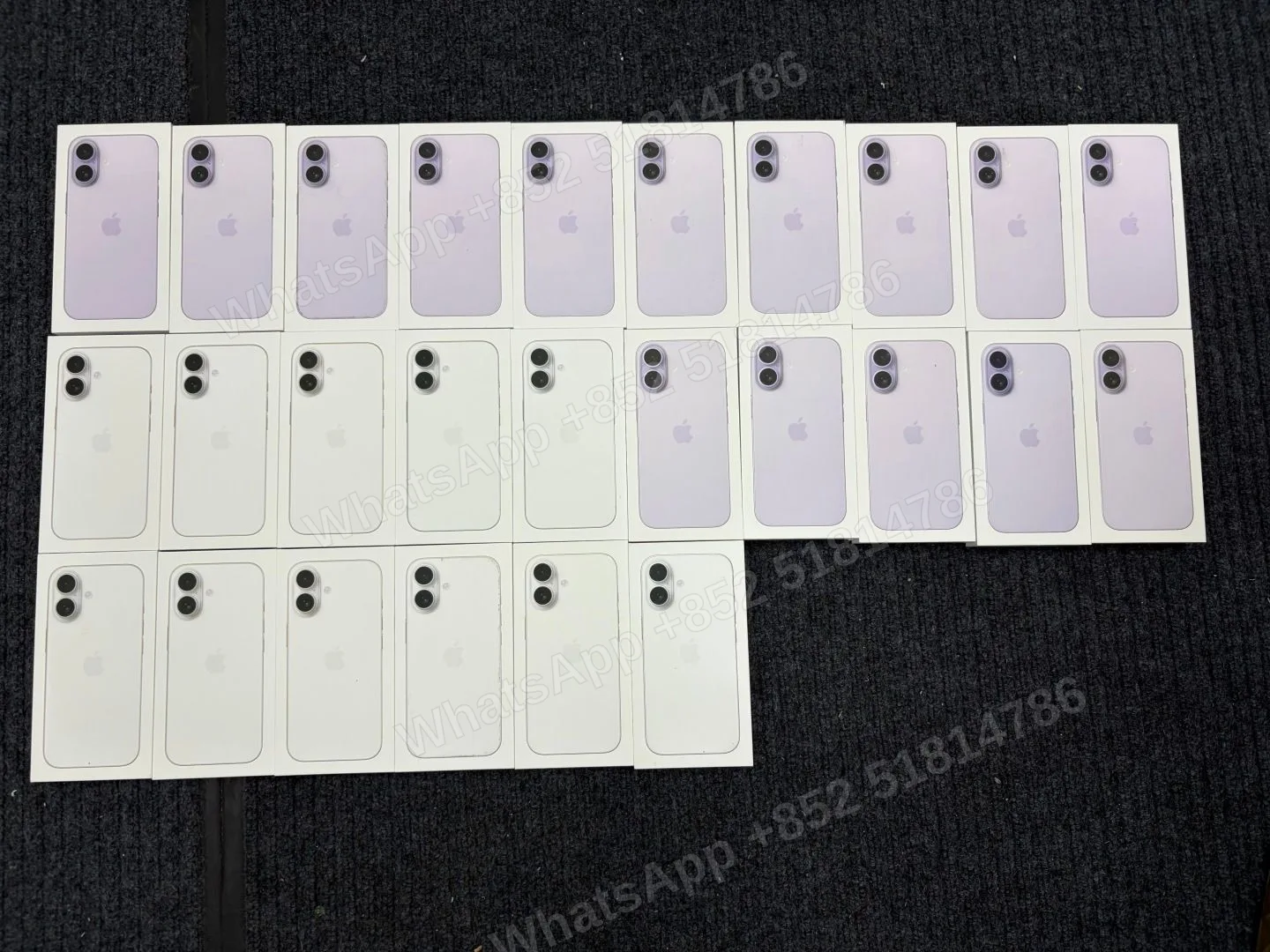 iPhone17 256 LL/A - LiuDao stock photo 3
