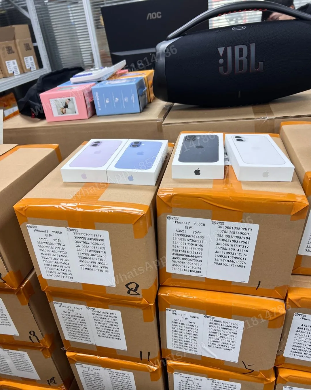 iPhone17 brand new arrive - LiuDao stock photo 1