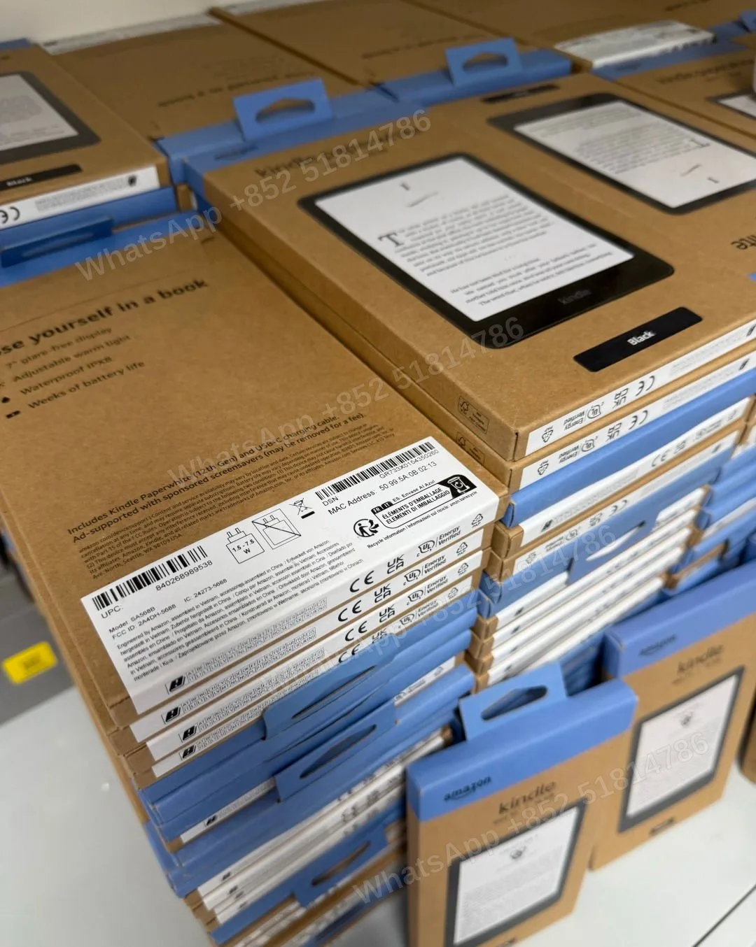 kindle gen 11/12 16gb brand new - LiuDao stock photo 1
