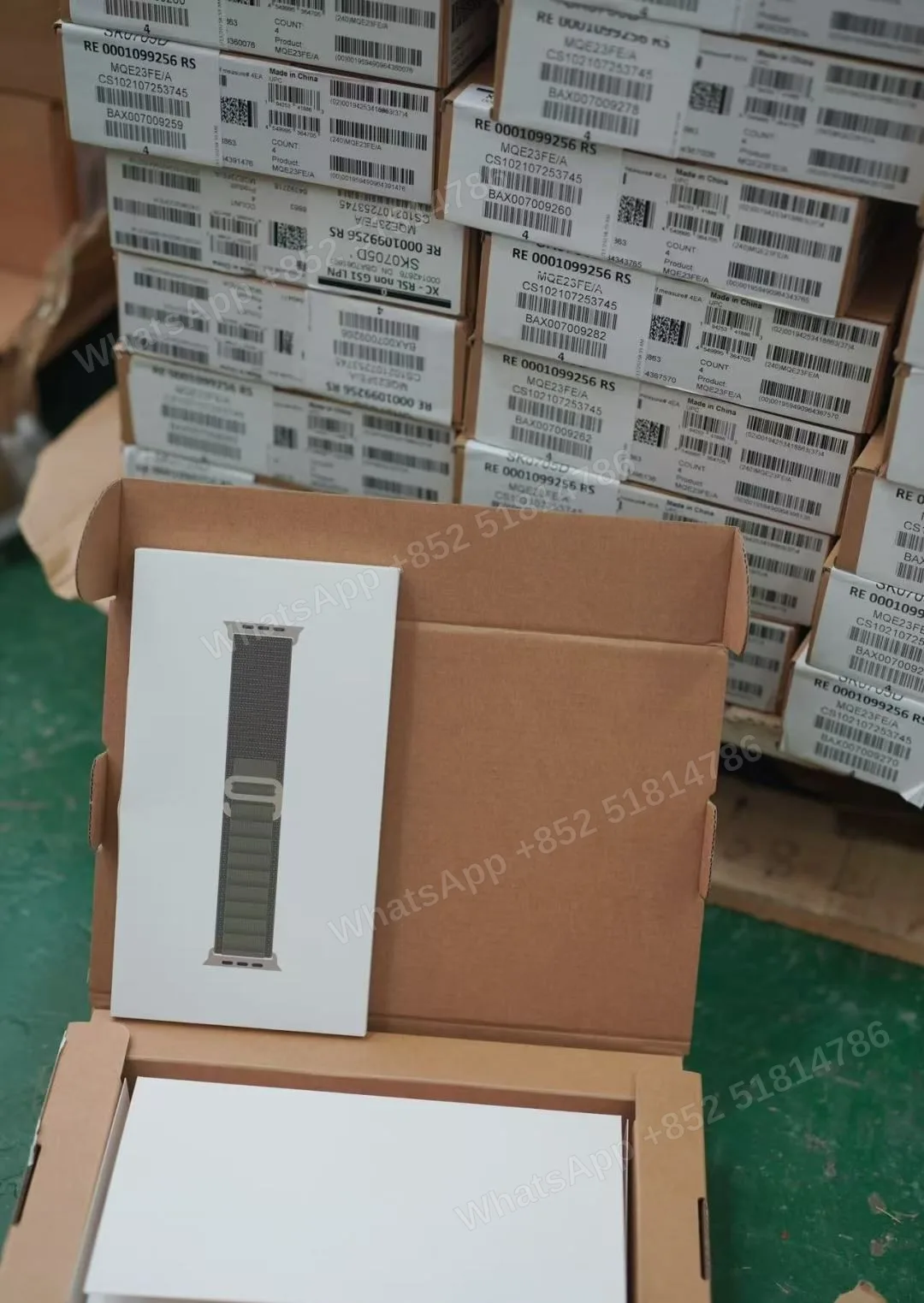 NEW APPLE ALPINE LP WATCH BAND 49MM GREEN ALPINE MQE23FE/A RETAIL S 🍏✨ ALPINE LOOP WATCH BAND 49MM GREEN ALPINE 🌿⌚ - L