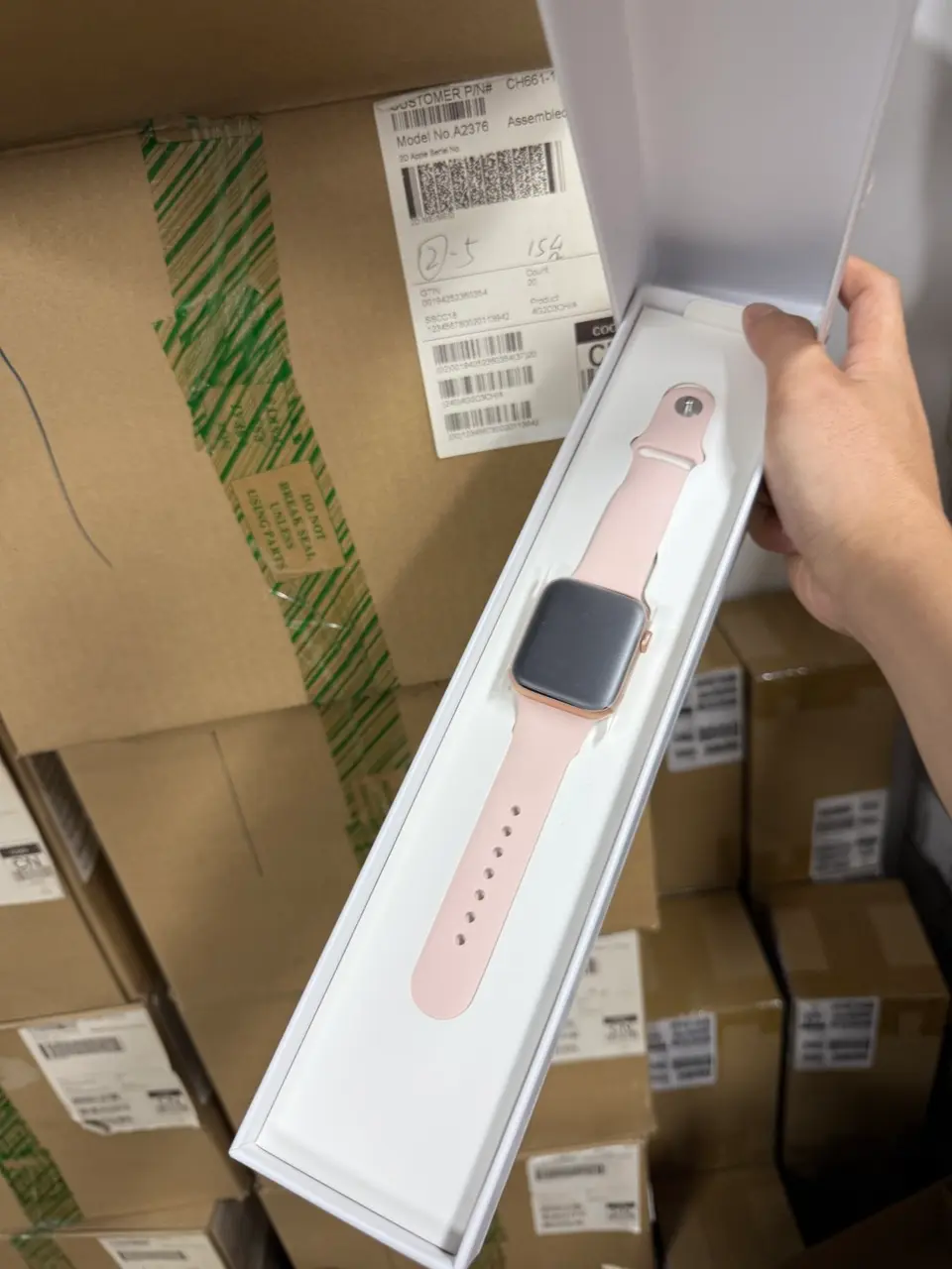 S6，Asis, CHA，at rock-bottom prices🚚 - LiuDao Apple Watch stock photo 1