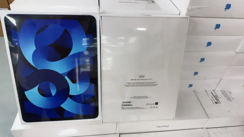 Tablets(平板電腦)-Brand new-iPad Air 5 10.9-inch（2022）M1-Wi-Fi-A2588-LL-A-64GB-Not Activate - LiuDao iPad stock photo 1