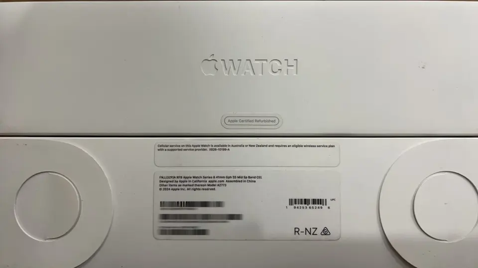 Watches(手錶)-CPO-Watch S8 41mm Stainless（2022）-Cellular-A2773-ZP-A-S-M-Not Activate - LiuDao Apple Watch stock photo 1